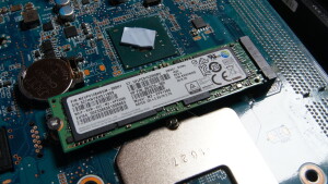 Pavilion Wave 600の内蔵SSD