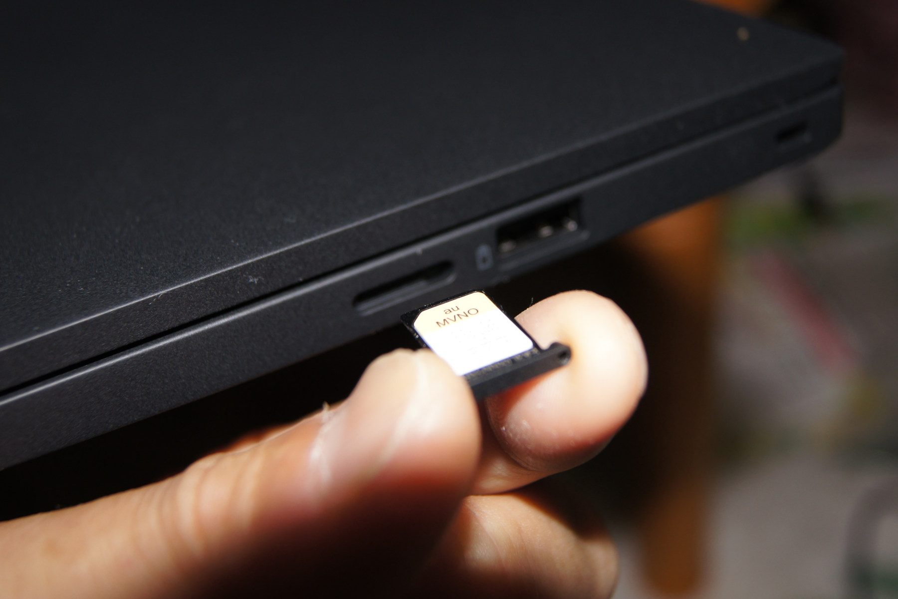 ThinkPad X13 Gen 6、5Gでつながる