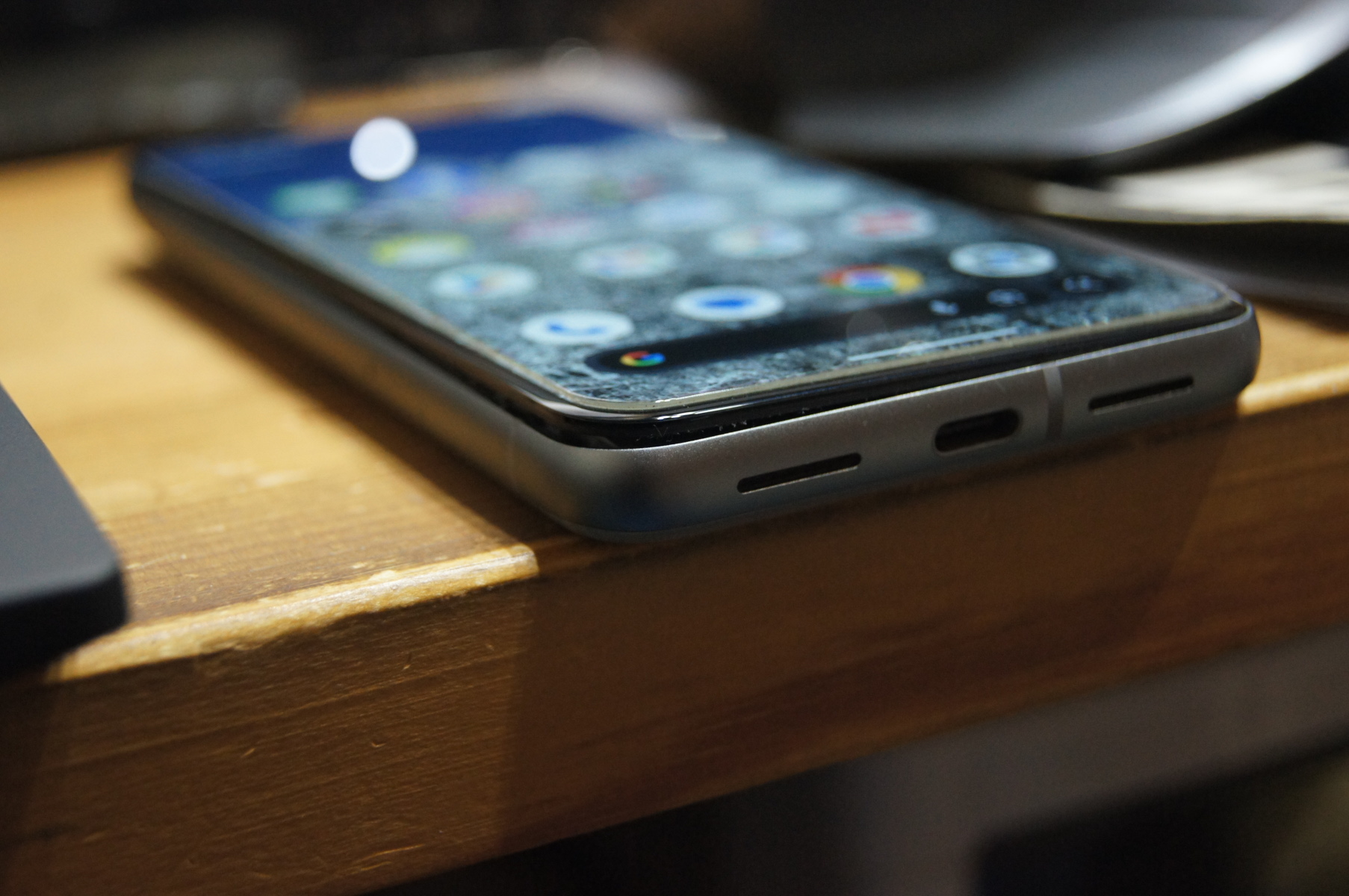 Pixel 8を修理する (1)